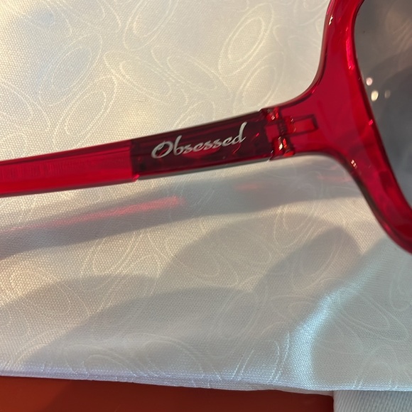 Oakley women’s sunglasses style Obsessed red - Picture 3 of 3